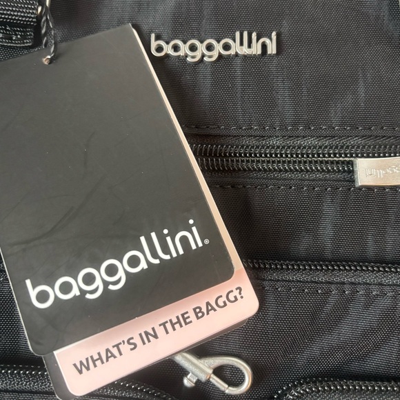 NWT Baggallini All Set 3-in-1 Tote Backpack RFID Travel Bag Black Crossbody New - Picture 8 of 13